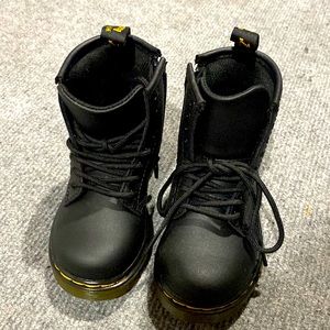 Like new toddler Doc Martens
